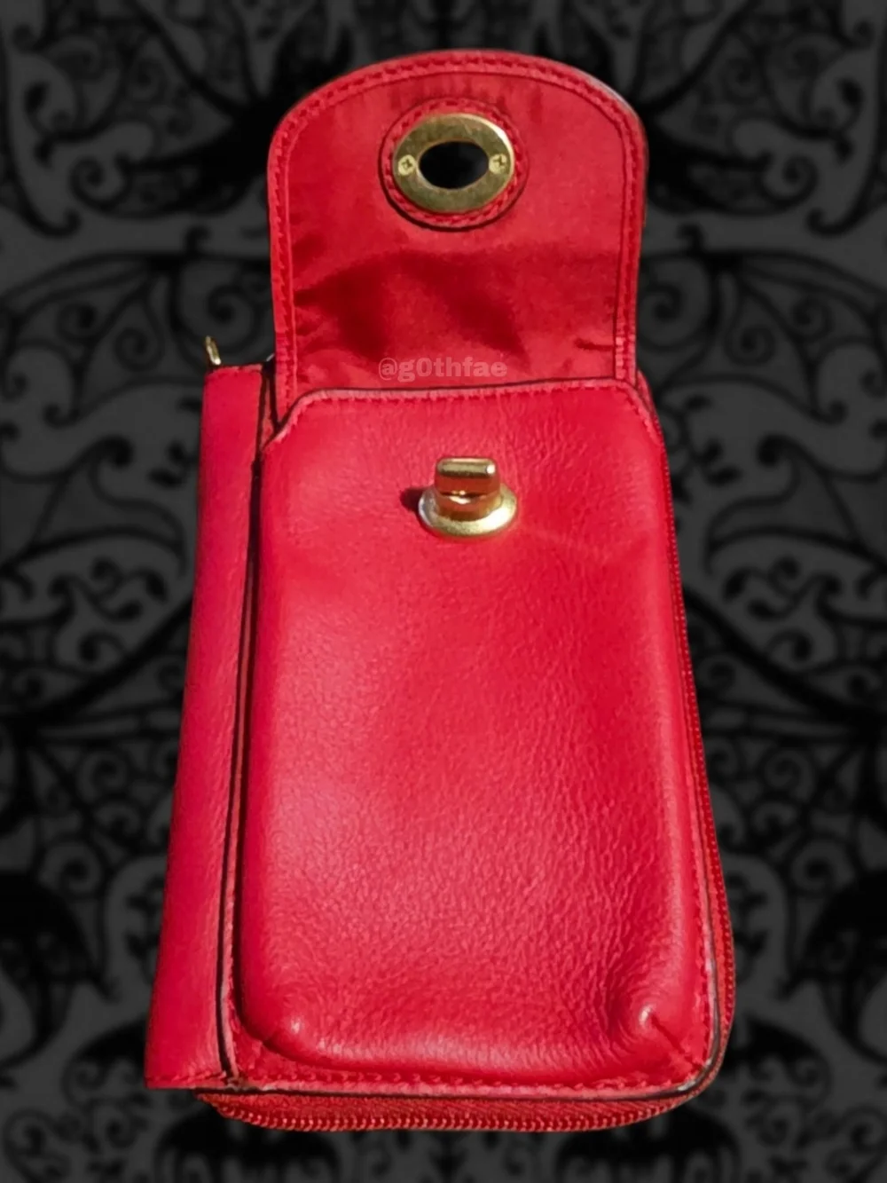 VTG Y2K COACH Legacy Leather Phone Wristlet ID Wallet with Turn-Lock - Red/Gold